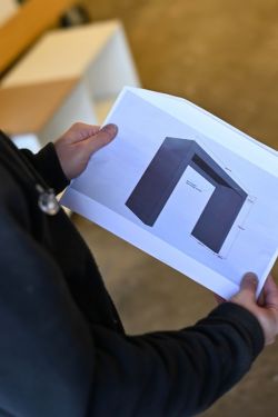 Conception sur-mesure pour un stand événementiel ✨

Aujourd’hui, Quentin travaille sur la...