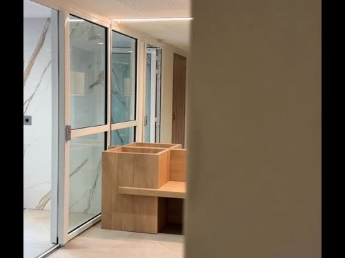 Projet en plein cœur de Rennes 📍

Pour ce hall d’immeuble, nous avons apporté une nouvelle touche...