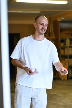 Journée d’équipe pour ACN Agencement ☀️

Déjeuner italien le midi, suivi d’un tournoi de palet...